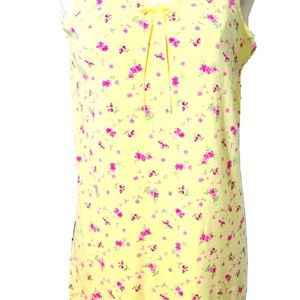 NIGHTGOWN  CHEROKEE 100%  COTTON KNIT Perforated Yellow Sleepshirt   M New NWOT